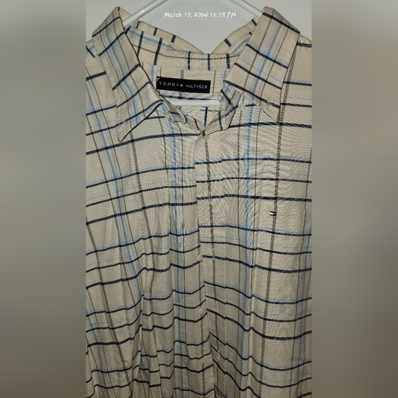 Tommy Hilfiger Shirt - Picture 2 of 3